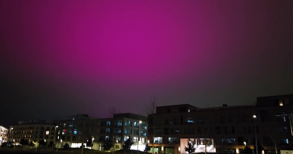 Magical celestial phenomenon or technical cause - | The violet glow over ...