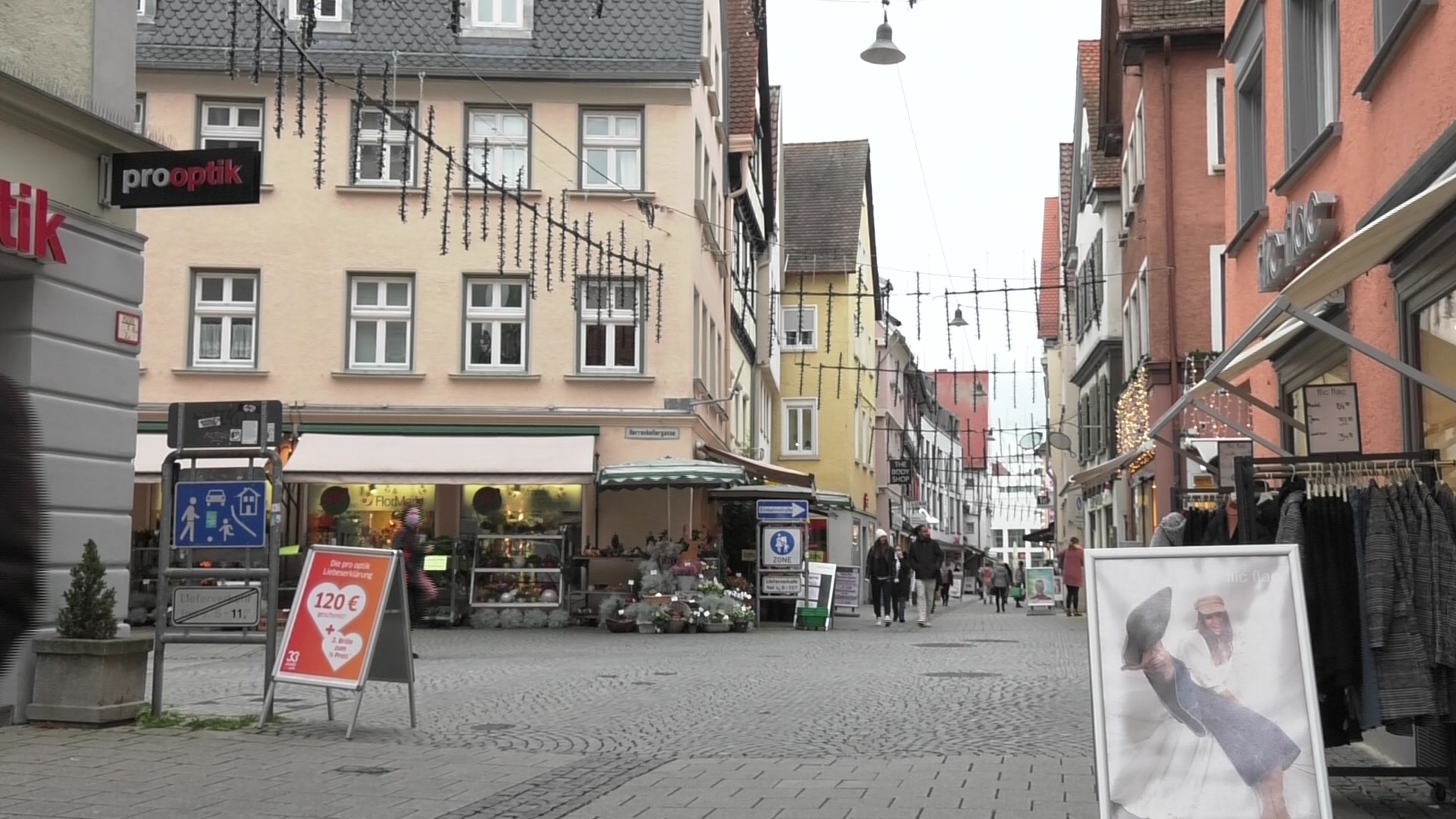 Https Www Regio Tv De Mediathek Video Bankfiliale Wird Zum Kunst Und Kulturzentrum 2020 11 20 Ehemalige Bankfiliale Wird Zum Kunst Und Kulturzentrum Musik Und Kunst Vortrage Workshops Und Sogar Ein Kulturcafe In Den Ehemaligen